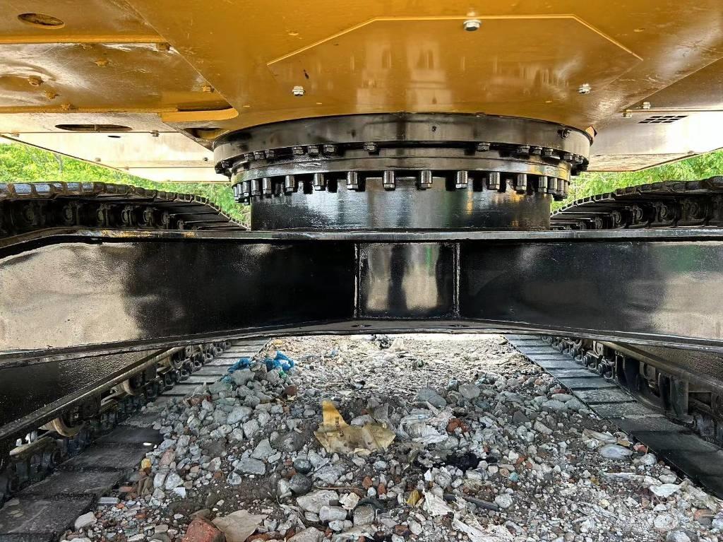 CAT 320 D2L Escavatori medi 7t - 12t