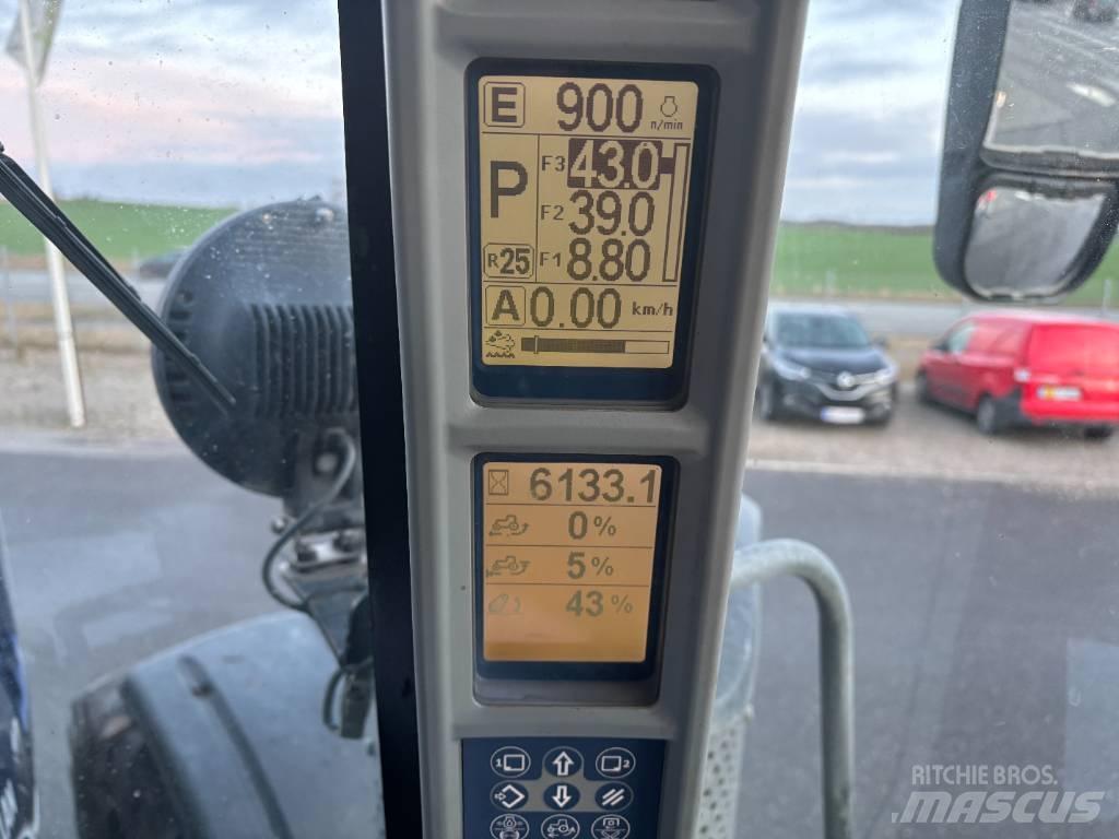 New Holland T 8.410 Trattori
