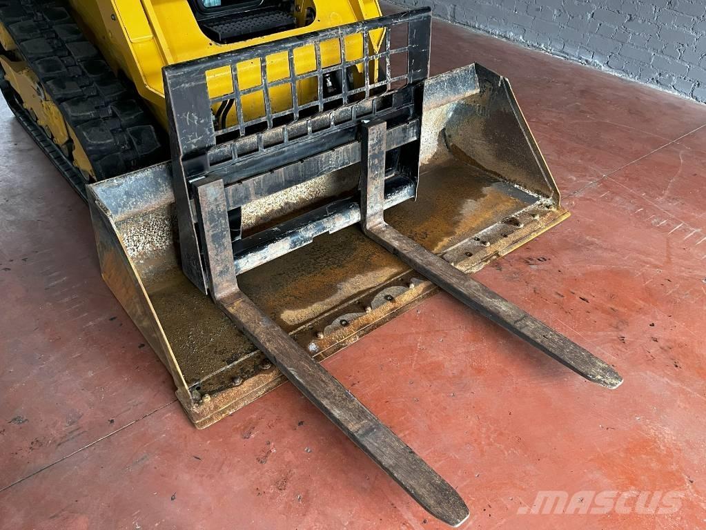 CAT 259 D Mini Pale Gommate