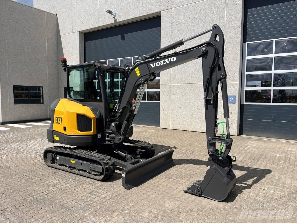 Volvo EC37F Miniescavatori