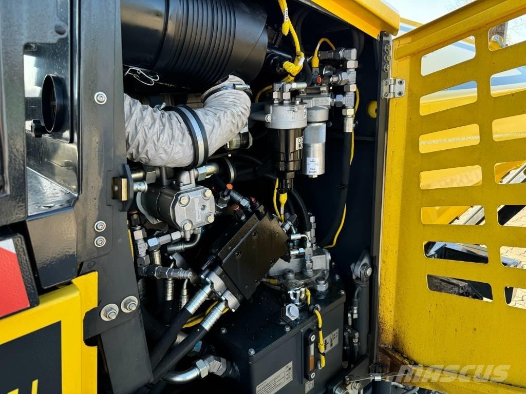 Bomag BF 300 C-2 Finitrici