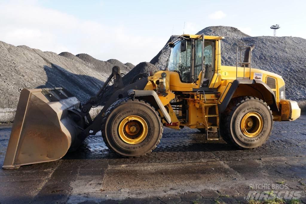 Volvo L180G Bj 2013' Pale gommate