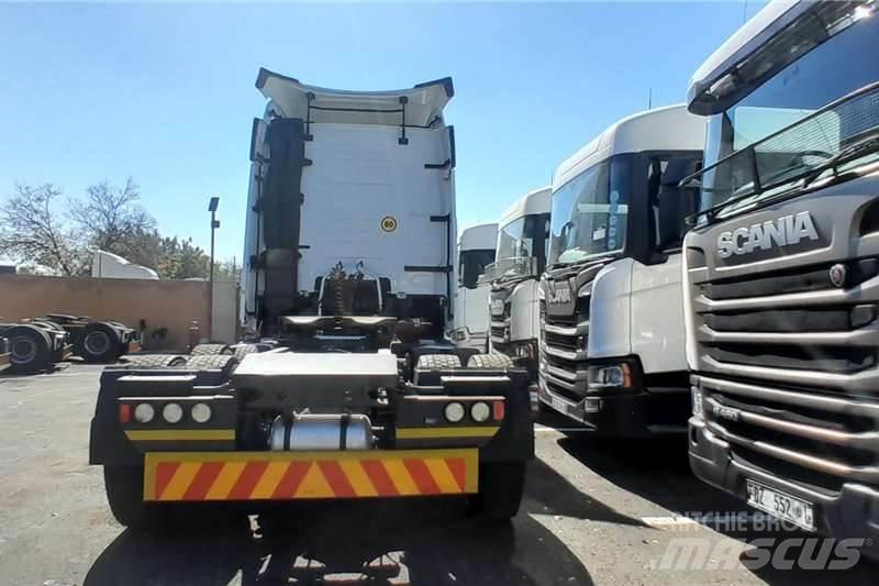 Volvo FH 440 Camion altro