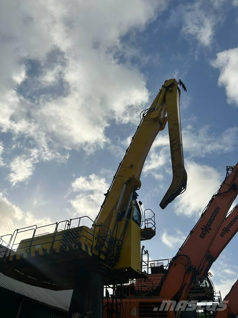 Liebherr 944C Movimentazione rifiuti