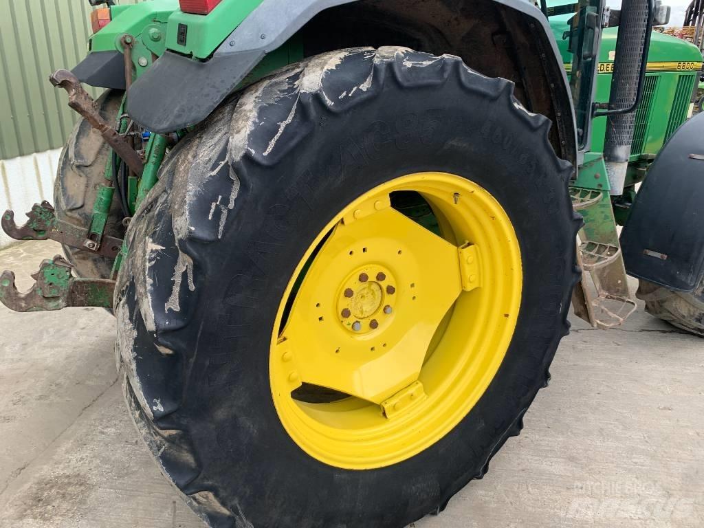 John Deere 6800 Trattori
