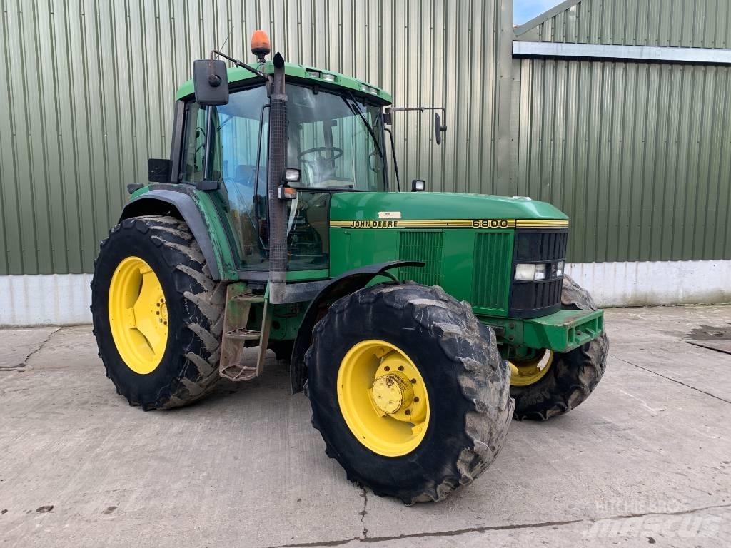John Deere 6800 Trattori