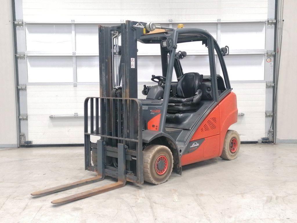 Linde H25T-02 Carrelli elevatori GPL
