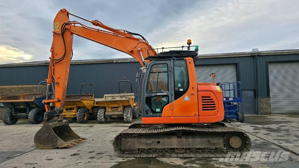 Doosan DX 140 LCR-3 Escavatori cingolati