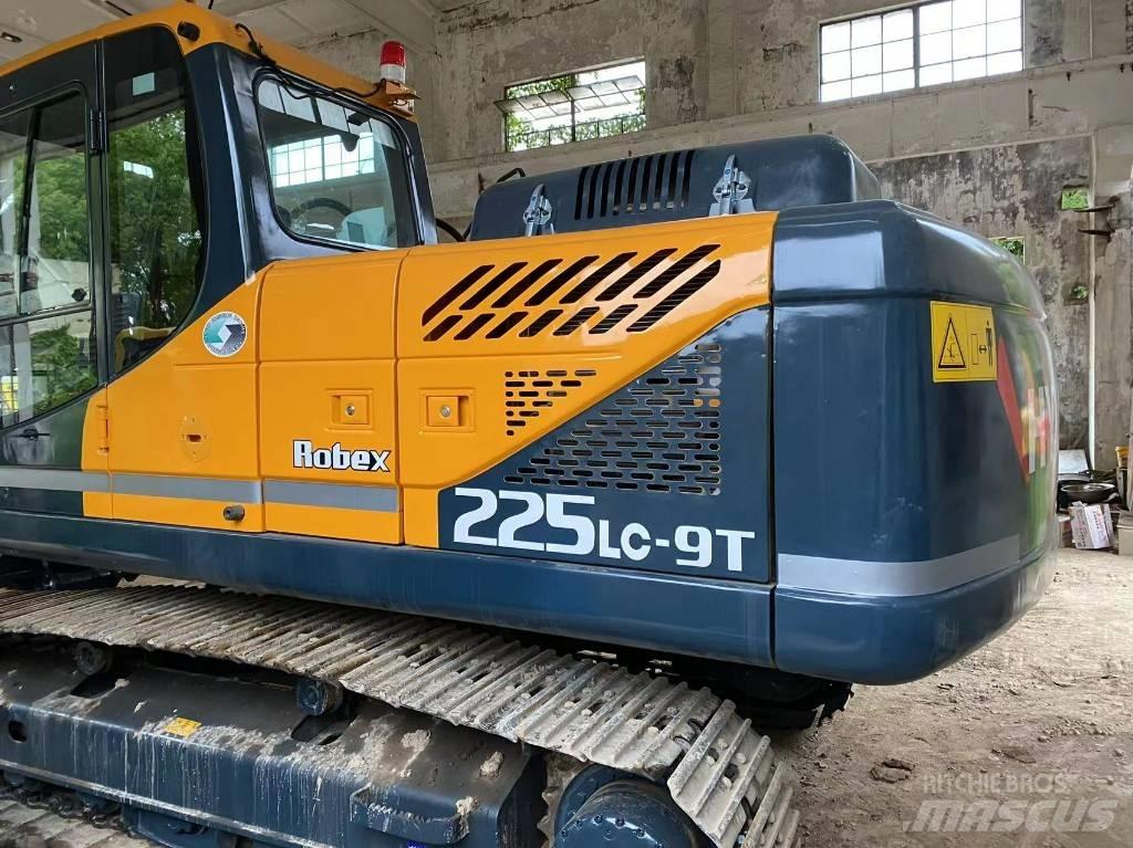 Hyundai 225LC-9 Escavatori cingolati