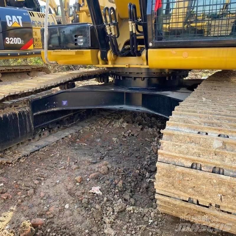 CAT 320 D Escavatori cingolati