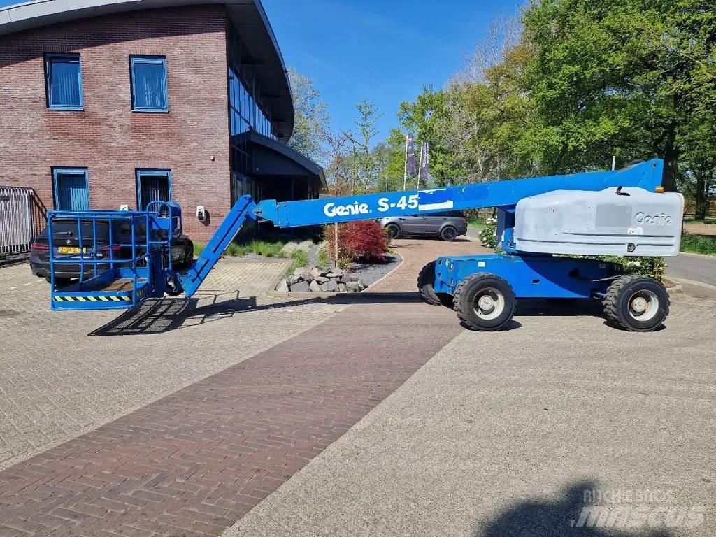 Genie S-45 Piattaforme a braccio telescopico