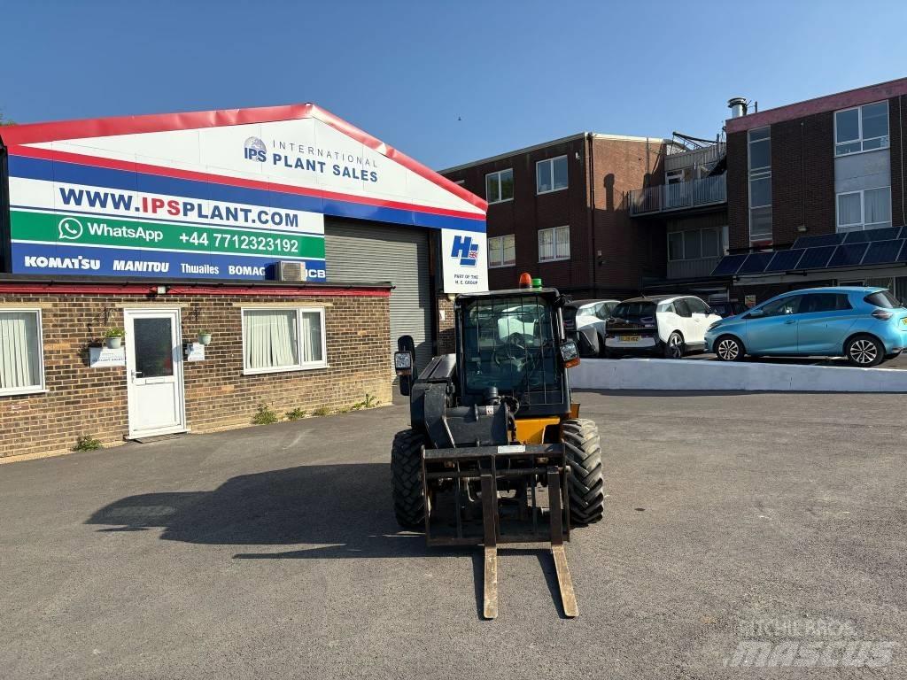 JCB 520-40 Sollevatori telescopici