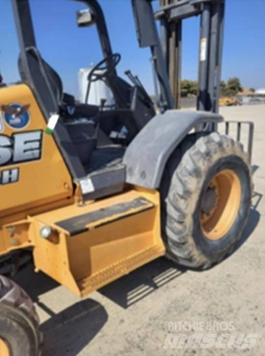 CASE 586H Elevatore per esterni