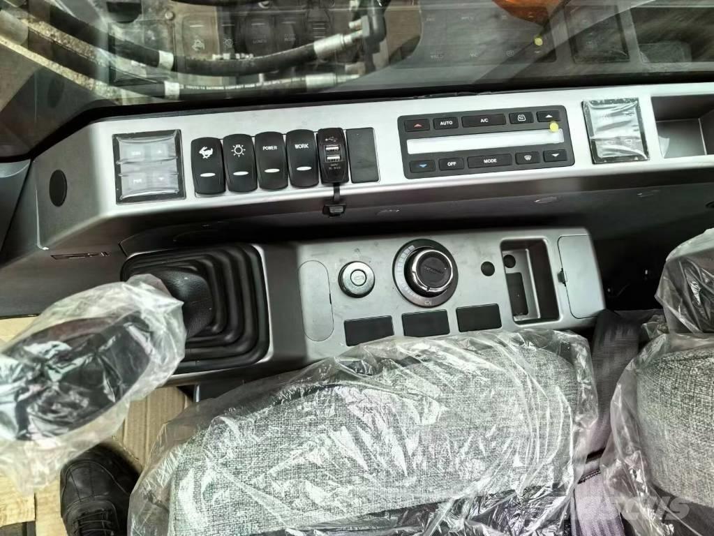 Doosan DX215 Escavatori cingolati