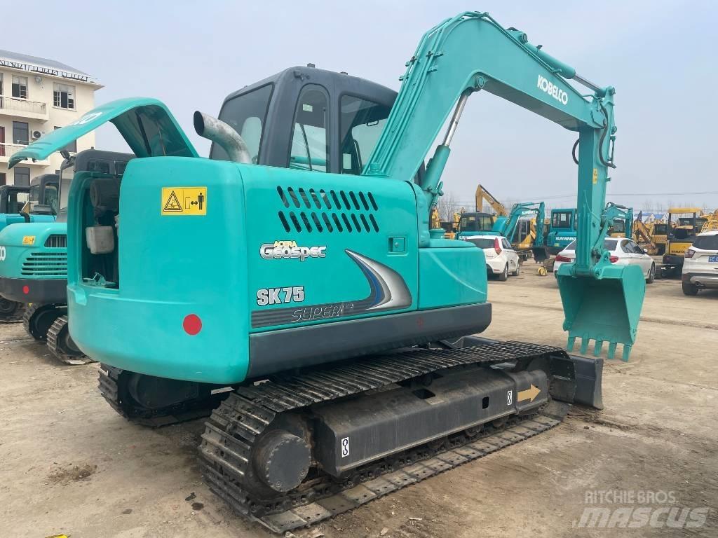 Kobelco SK 75 Miniescavatori