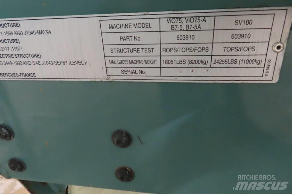 Yanmar Vio 75 Cabine e interni