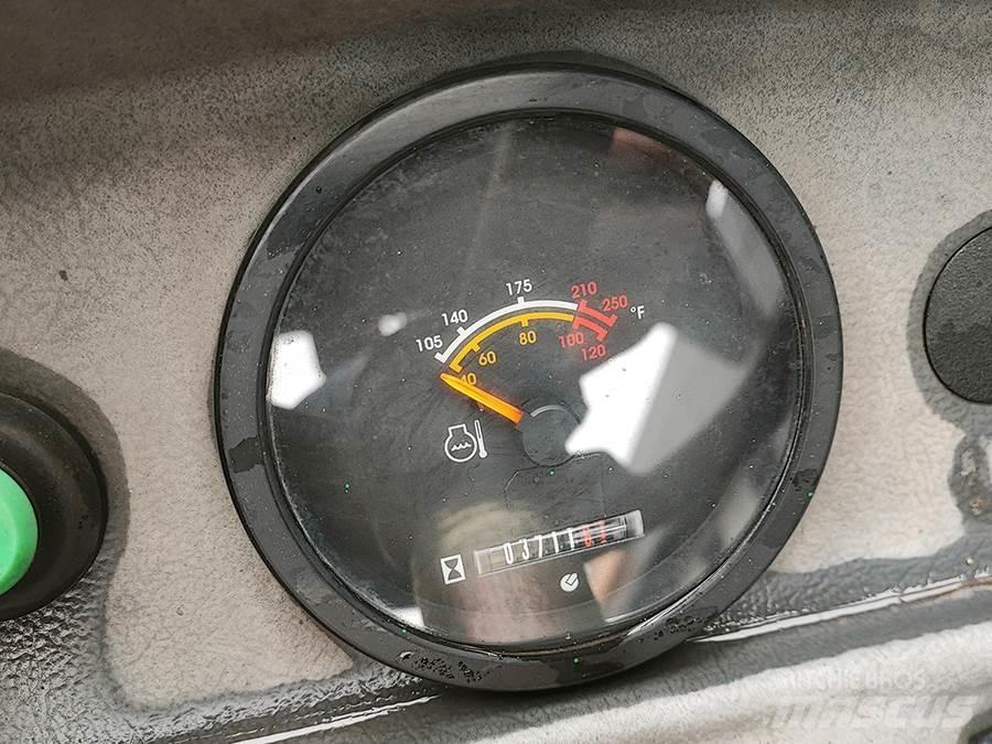  44S Elevatore passaggio stretto
