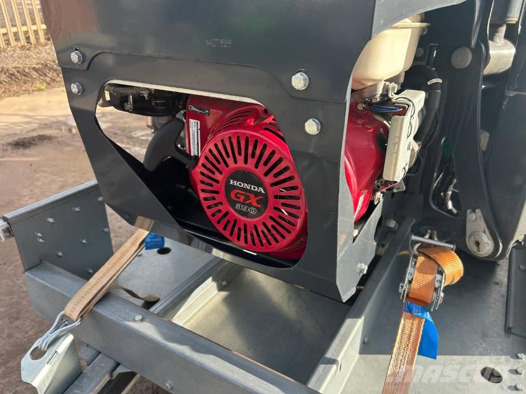 Leguan 135 Piattaforme cingolate, Piattaforme a ragno e Montacarichi