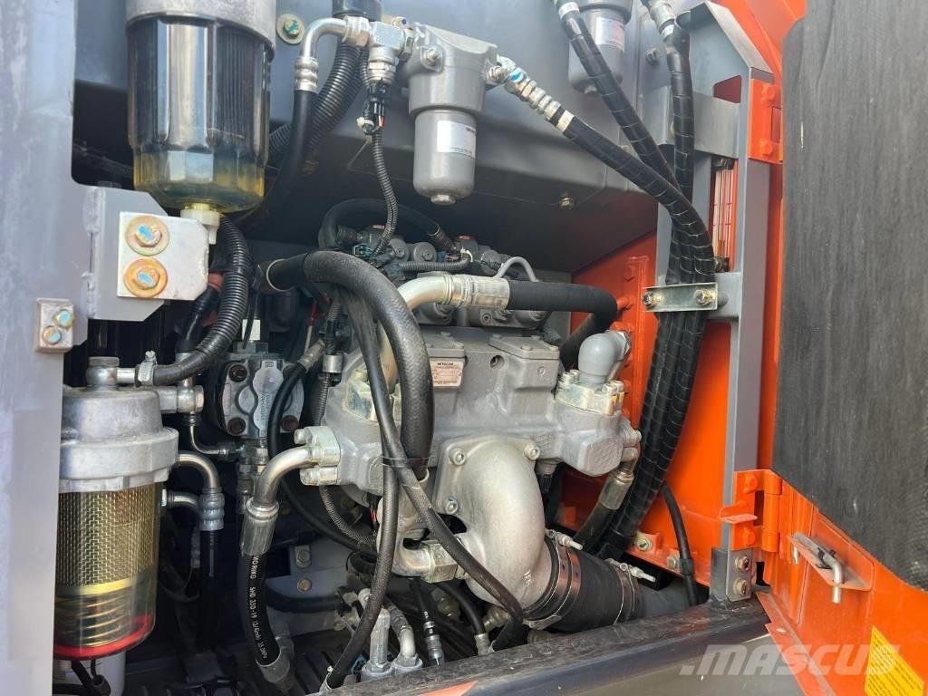 Hitachi ZW 170-5 Escavatori gommati