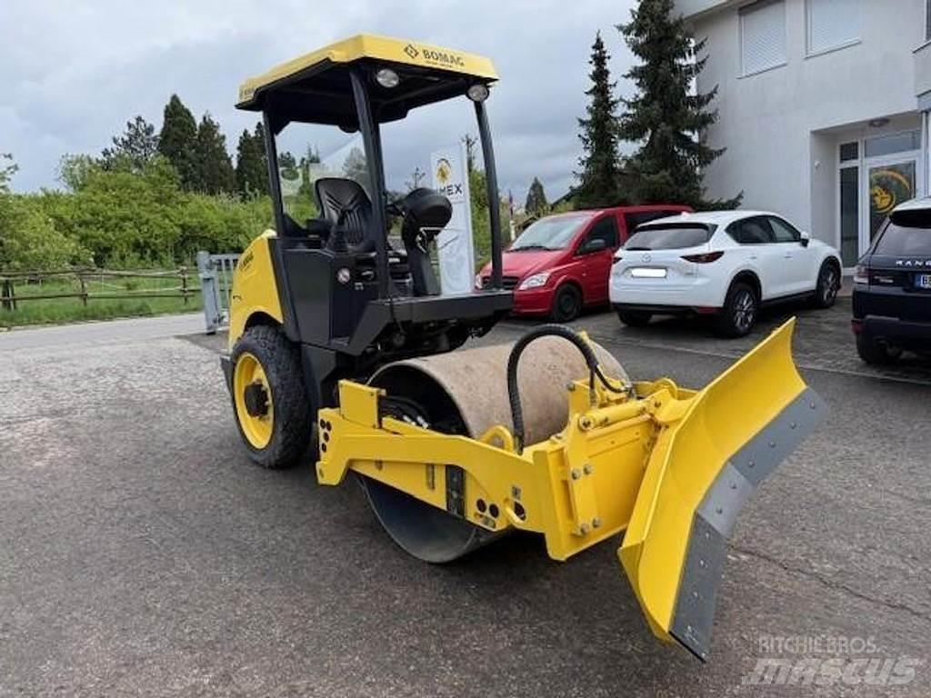 Bomag 124 DH-5 Rulli monotamburo