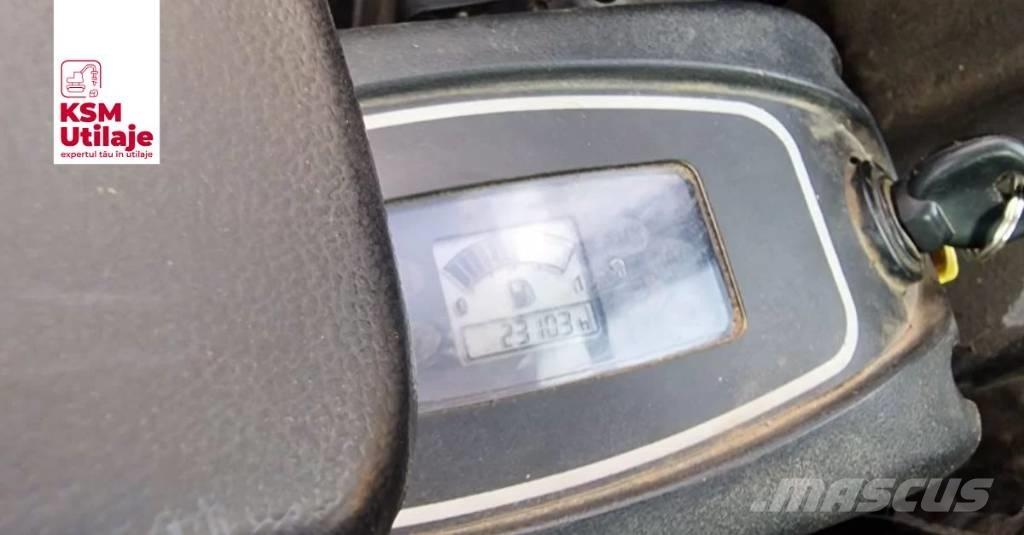 JCB 8029 CTS Miniescavatori