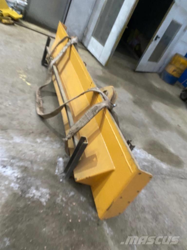 Volvo A 40 F Portelloni posteriori