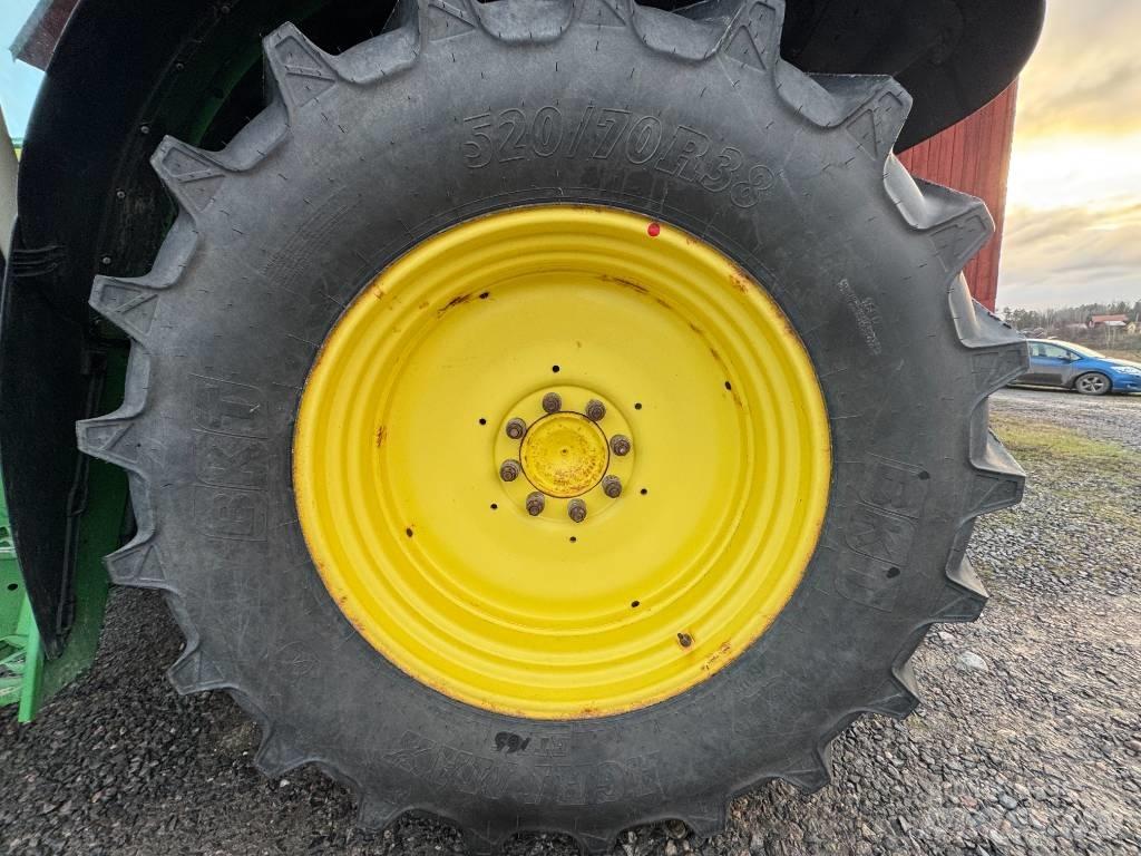 John Deere 6130 R Trattori