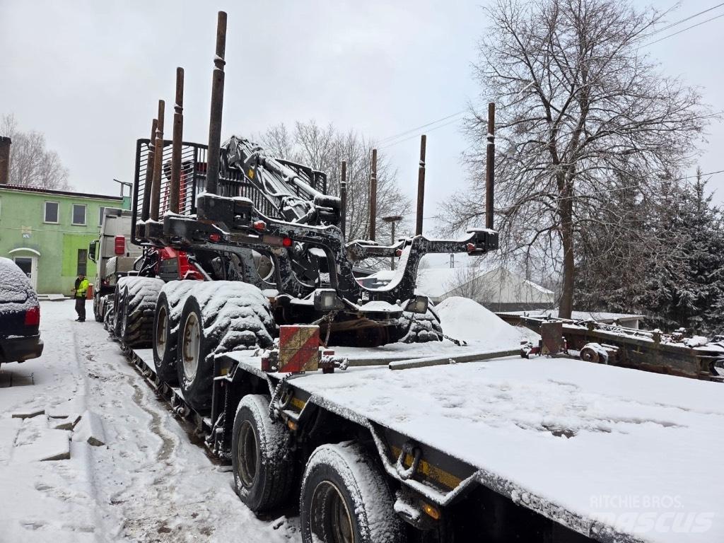 Komatsu 855 Forwarder