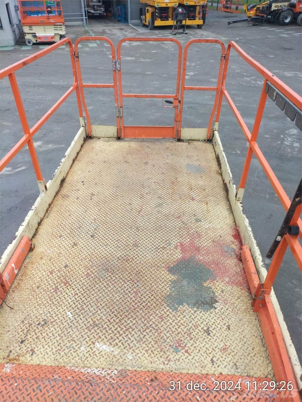 JLG 4069LE Piattaforme a pantografo