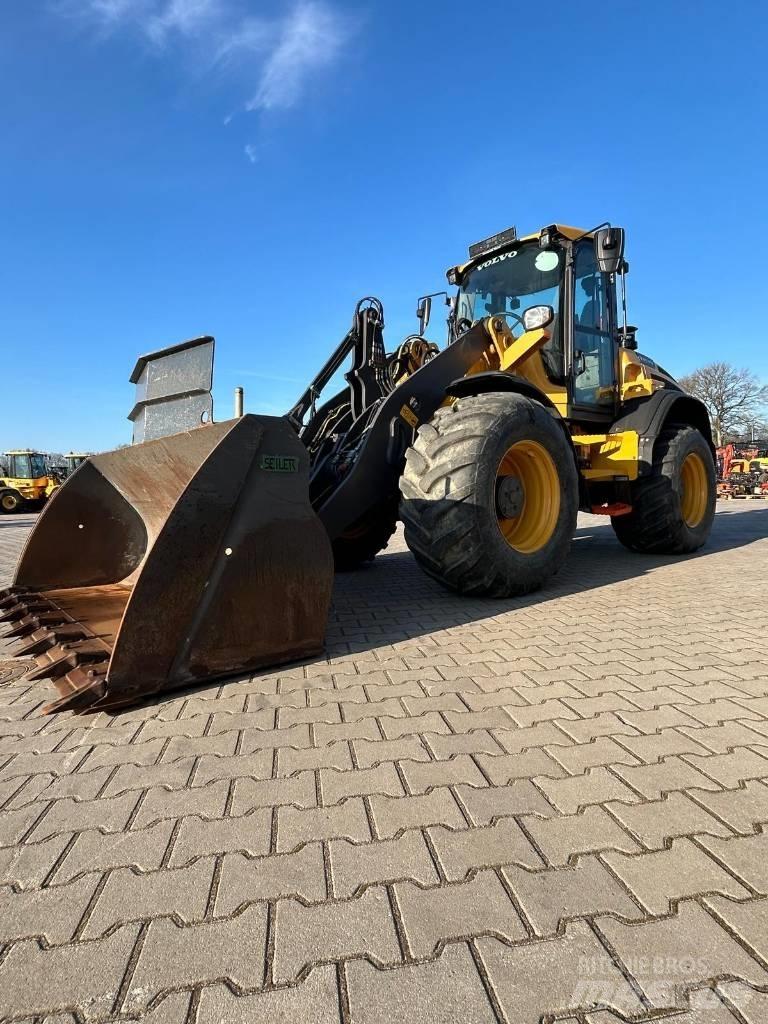 Volvo L 50 H Pale gommate