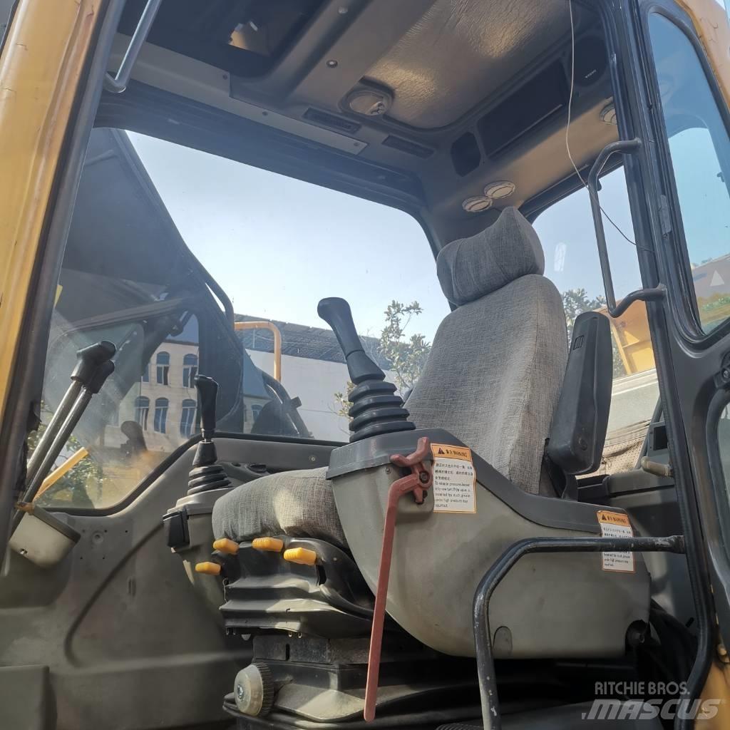 Volvo EC 210 B LC Escavatori cingolati