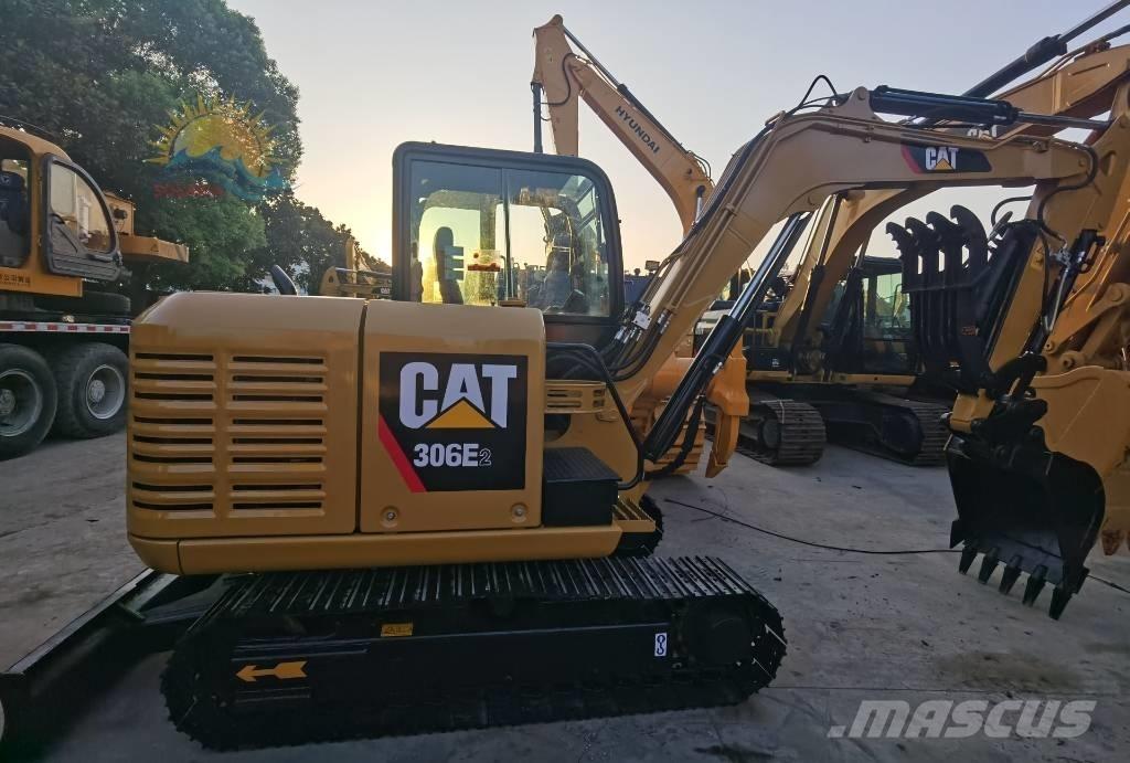 CAT 306E2 Escavatori cingolati