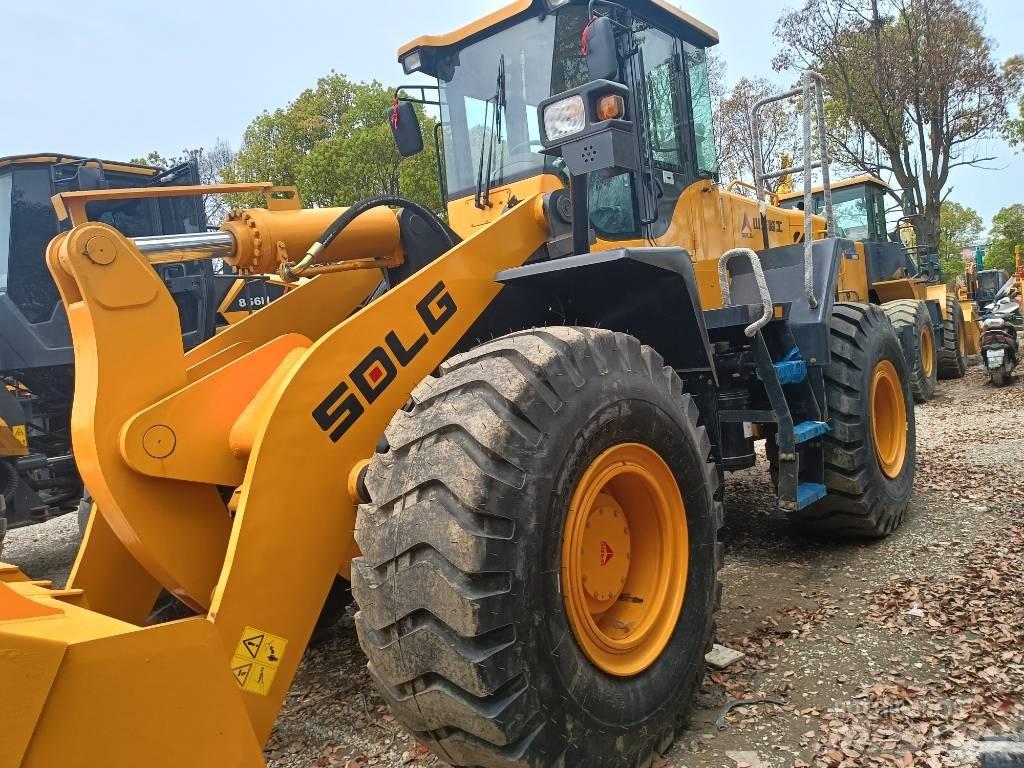 SDLG LG956L Pale gommate
