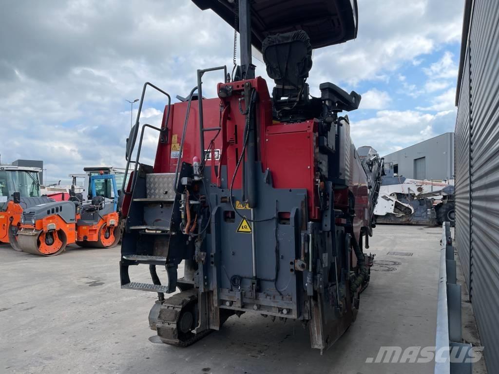 Wirtgen W 100 CFI Fresa a freddo per asfalto