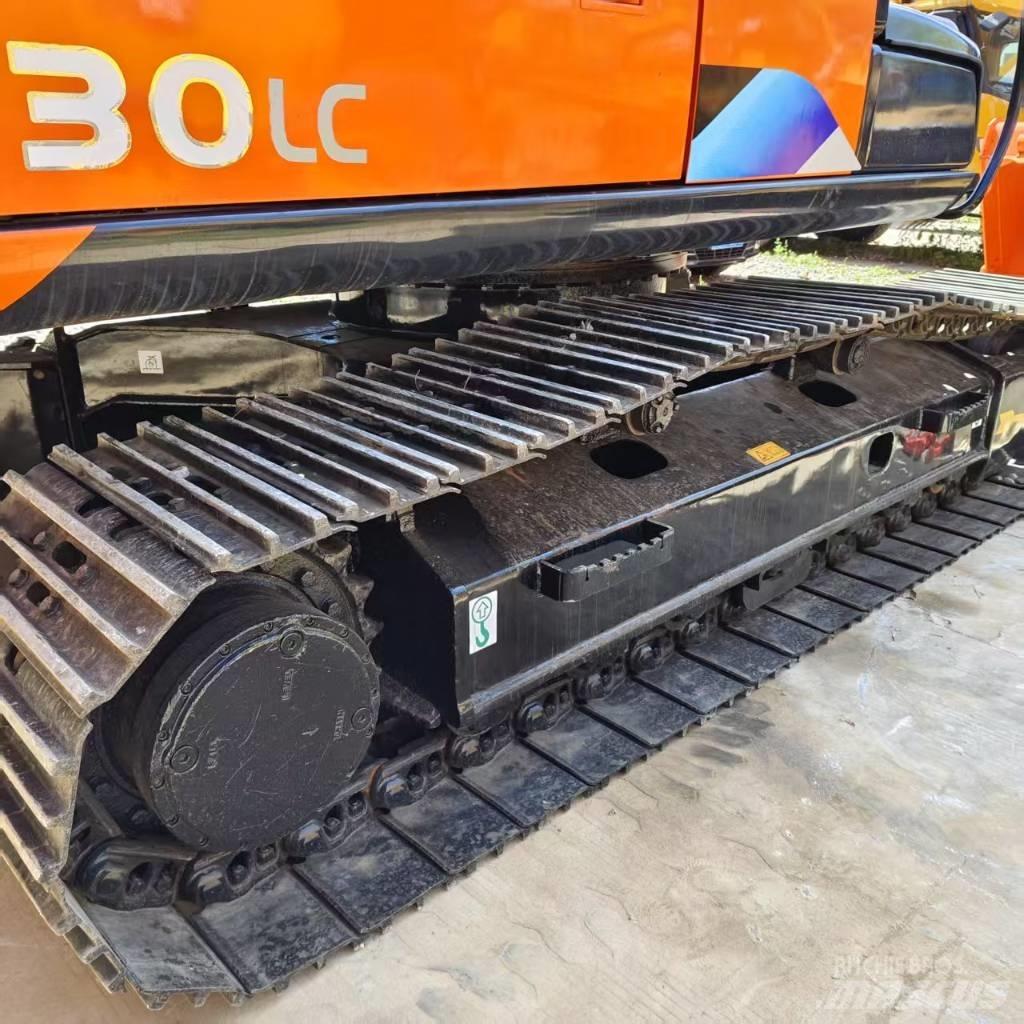 Hitachi ZX 130 Escavatori cingolati
