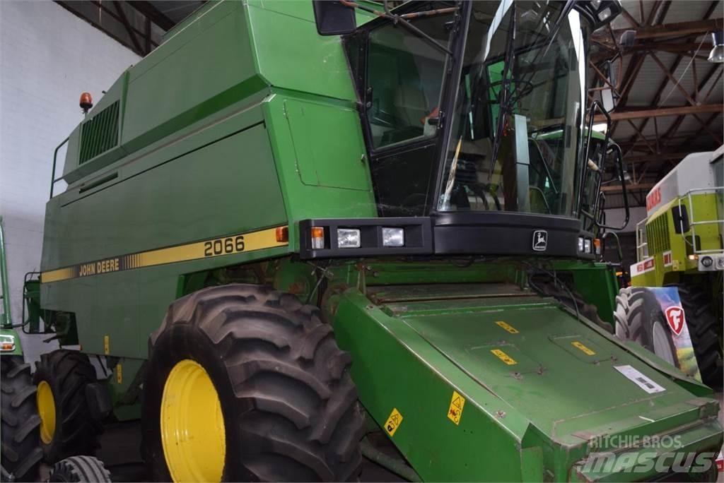 John Deere 2066 Mietitrebbiatrici