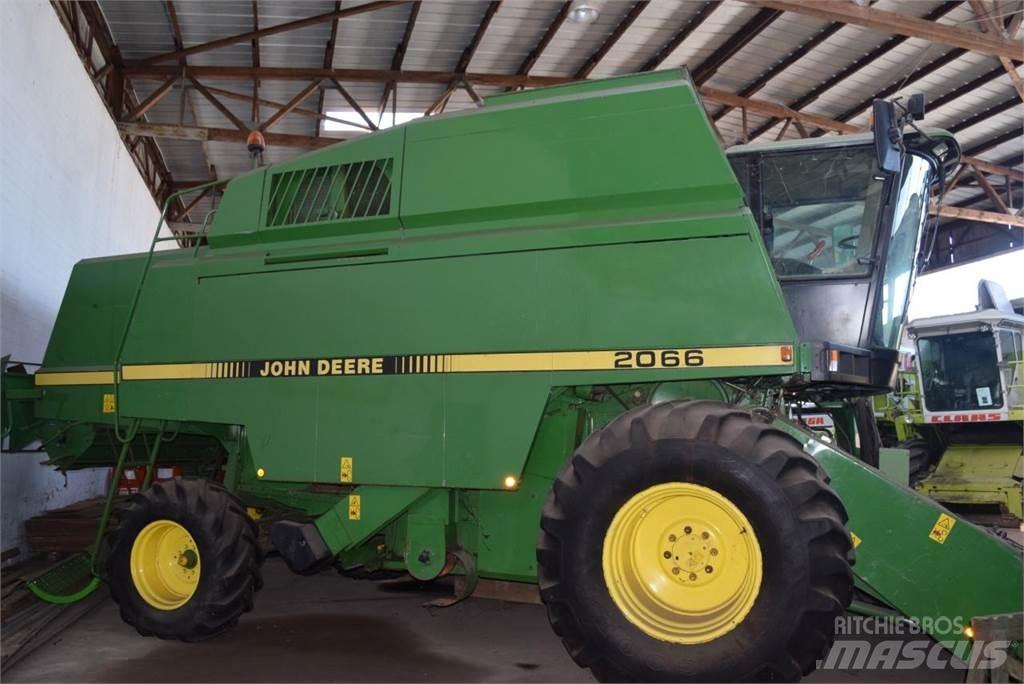 John Deere 2066 Mietitrebbiatrici
