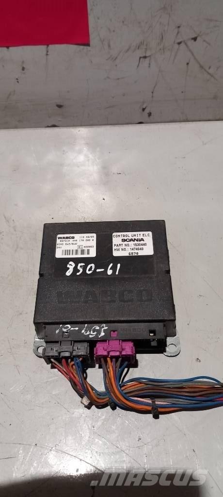 Scania R 420.  1530440 Componenti elettroniche