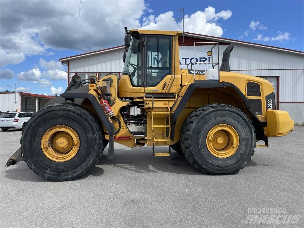 Volvo L220G Pale gommate
