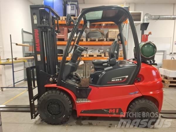 Manitou MI25G Elevatore per esterni