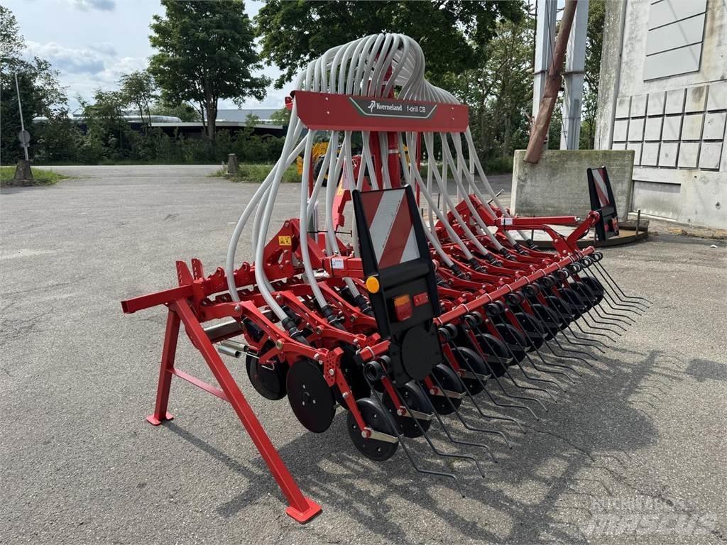 Kverneland CB 3000 Perforatrici