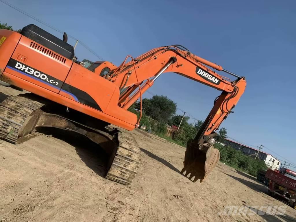 Doosan DH300 Escavatori cingolati