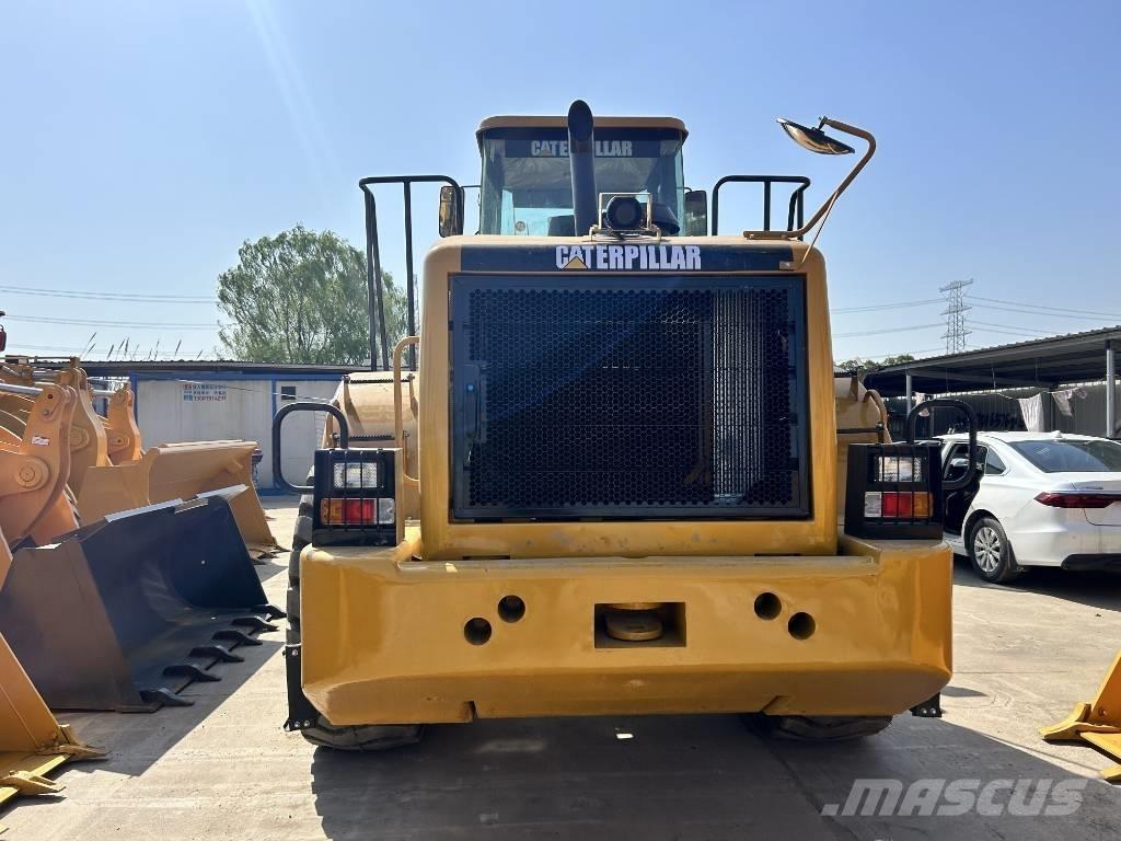 CAT 966H Pale gommate