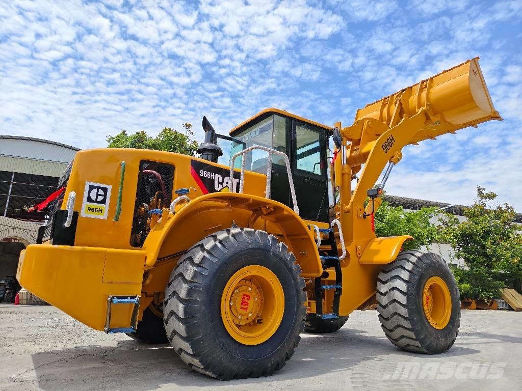 CAT 966 H Pale gommate