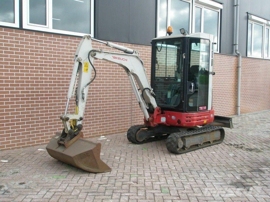 Takeuchi TB23R Miniescavatori