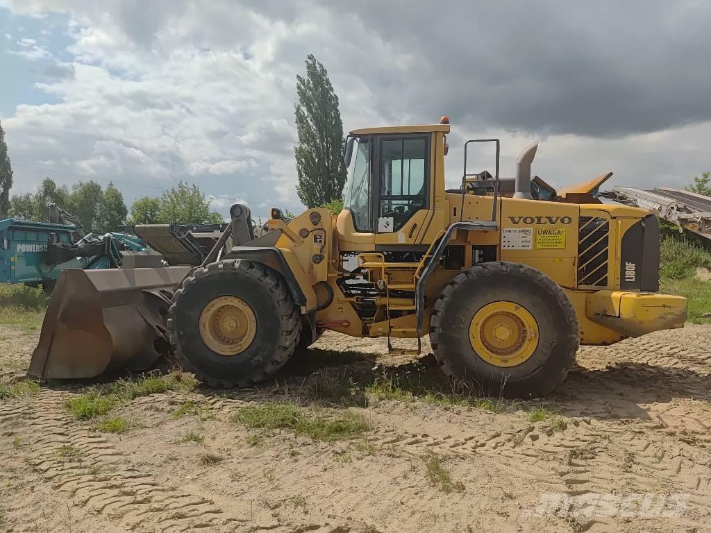 Volvo L 180 F Pale gommate