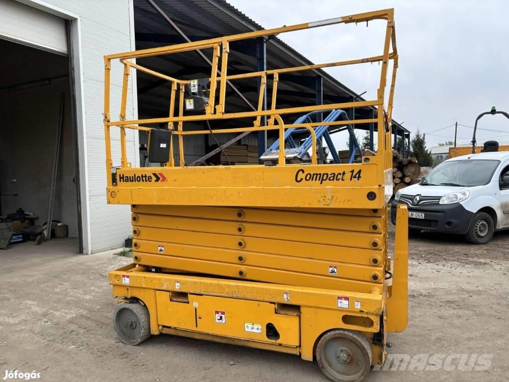 Haulotte Compact 14 Piattaforme a pantografo
