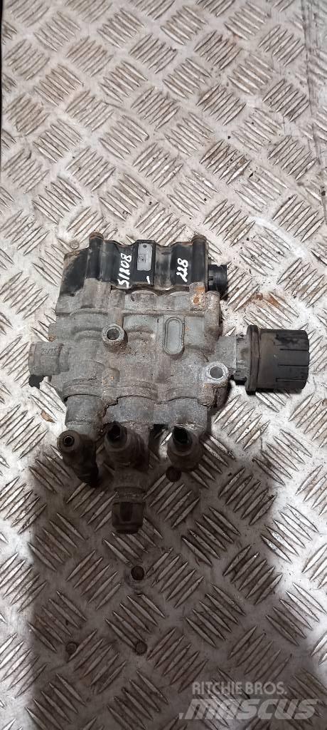 Scania 94 D.   1499799 Freni