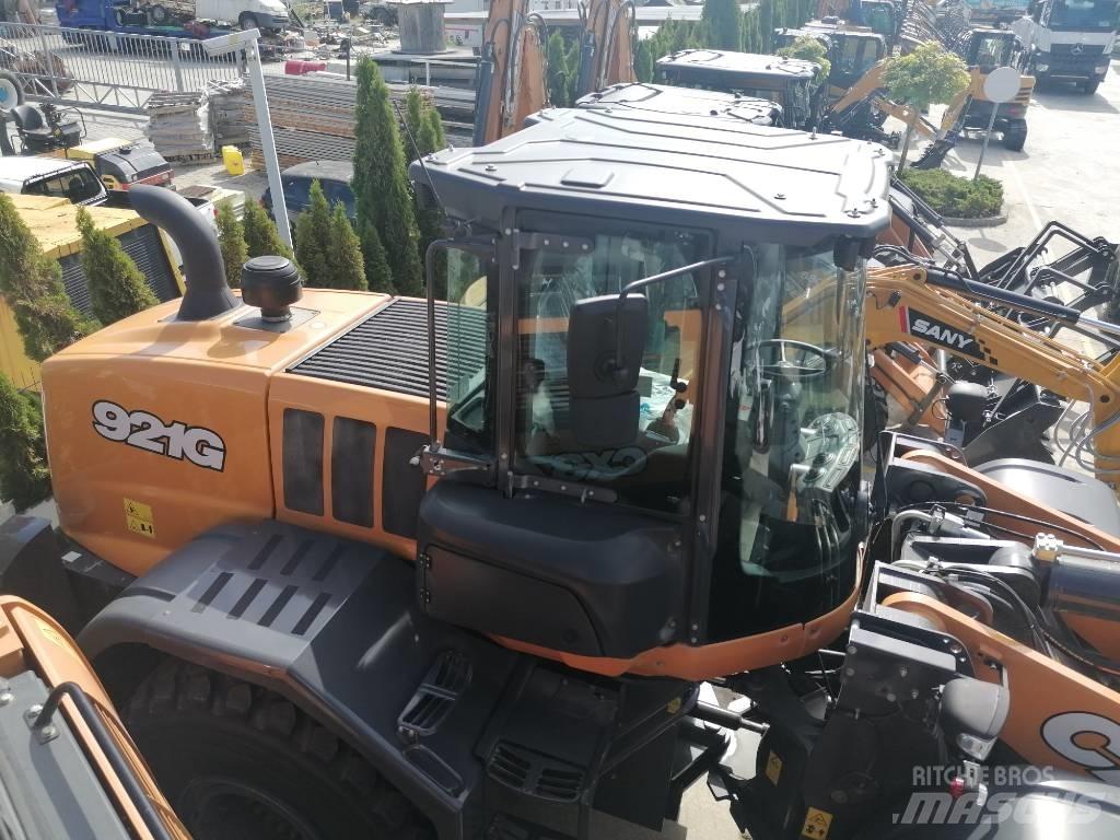 CASE 921 G Pale gommate