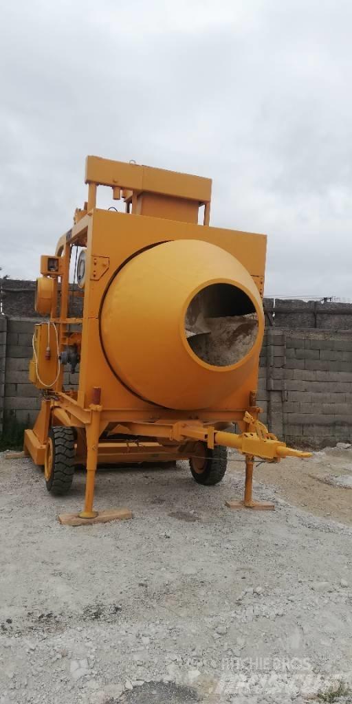 Liebherr RMA 500/750 Autobetoniere